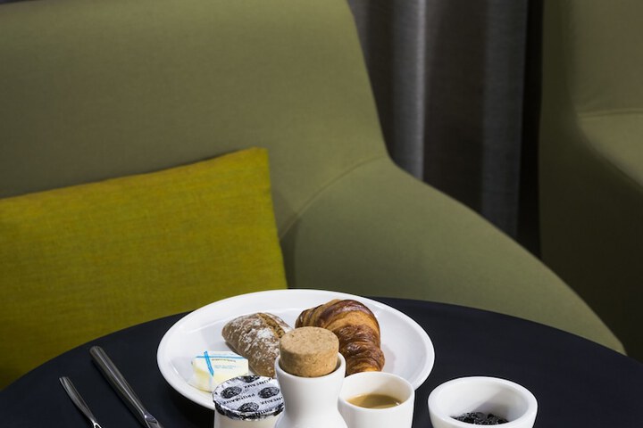 Dining Photos