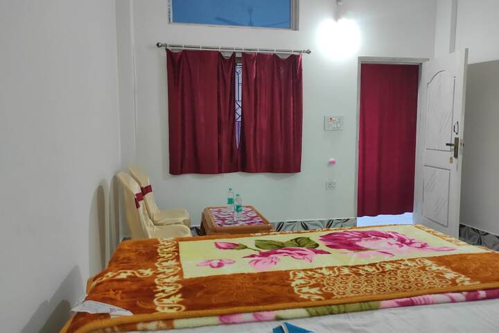 Room 4 of 21