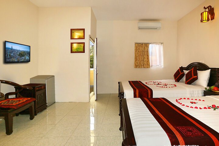 Room 10 of 56
