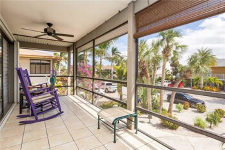 Terrace/Patio 2 of 19