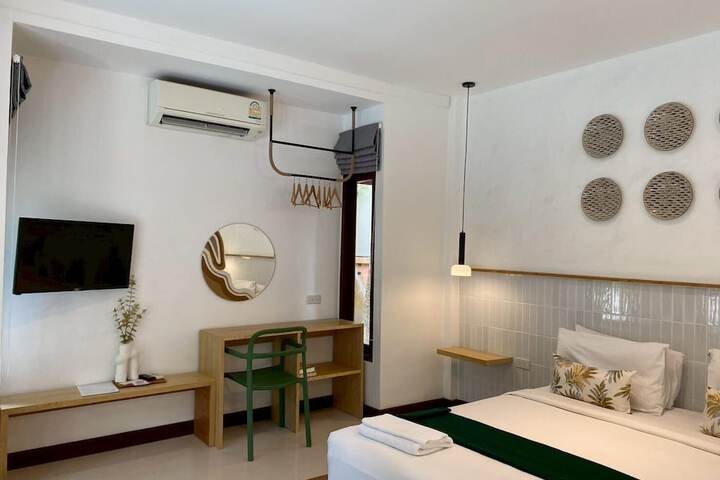 Room 17 of 54