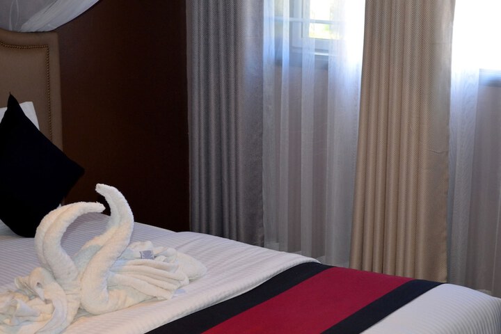 Room 2 of 72