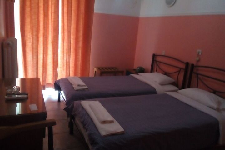 Room 3 of 20