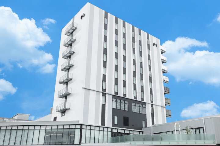 Exterior of Hotel Maruya Grande
