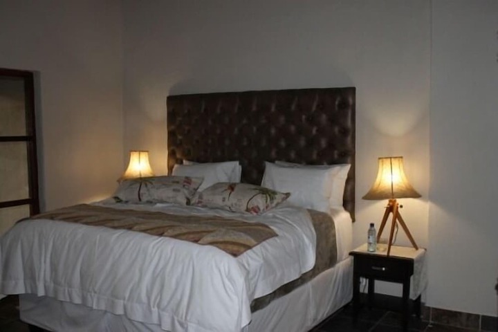 Room 3 of 49