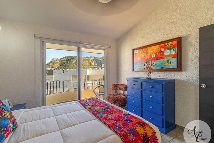 Room 4 of 88