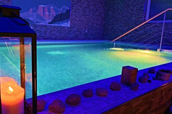 Pool 26 of 39