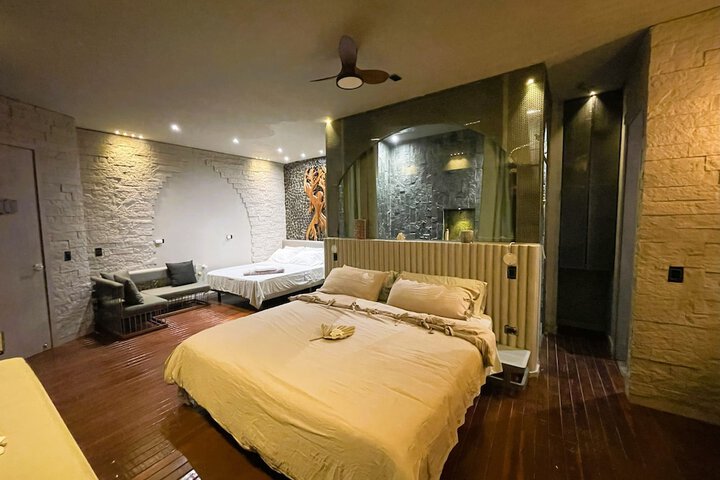 Room 30 of 87