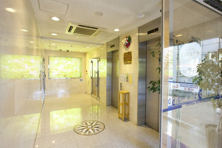 Hotel 2 of 39