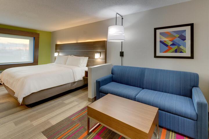 Standard King Bed Accessible (5 of 7)