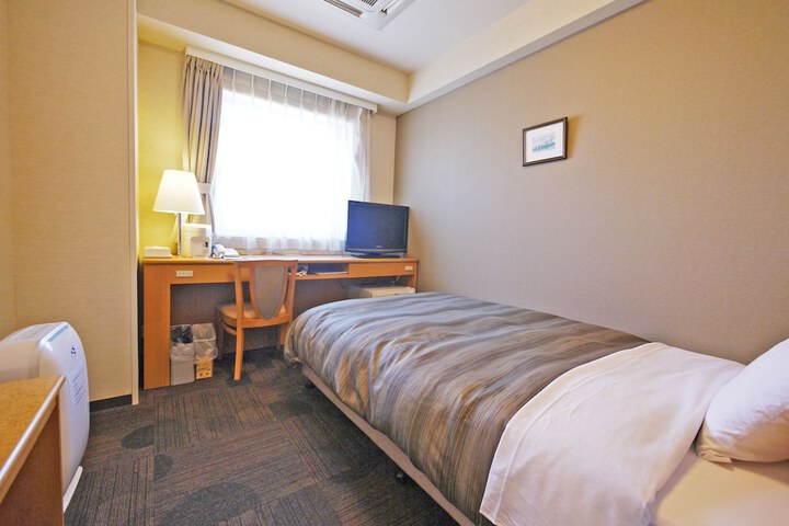 Room 3 of 30