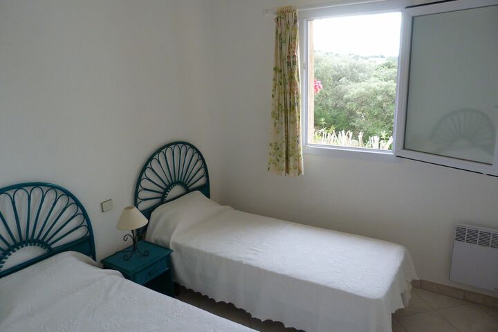 Room 13 of 85