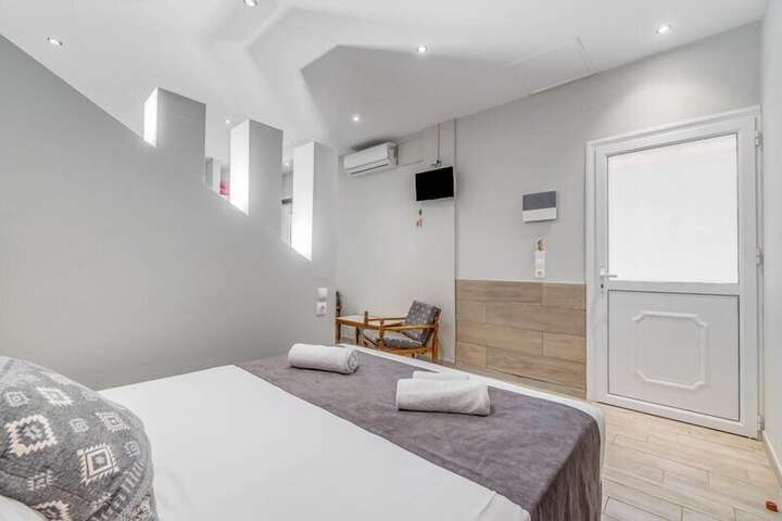 Room 20 of 117