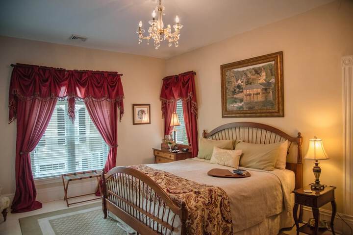 Room 12 of 52
