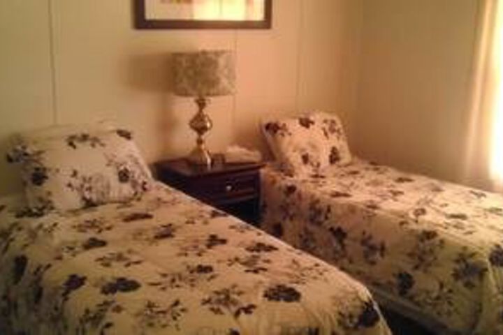 Room 9 of 24