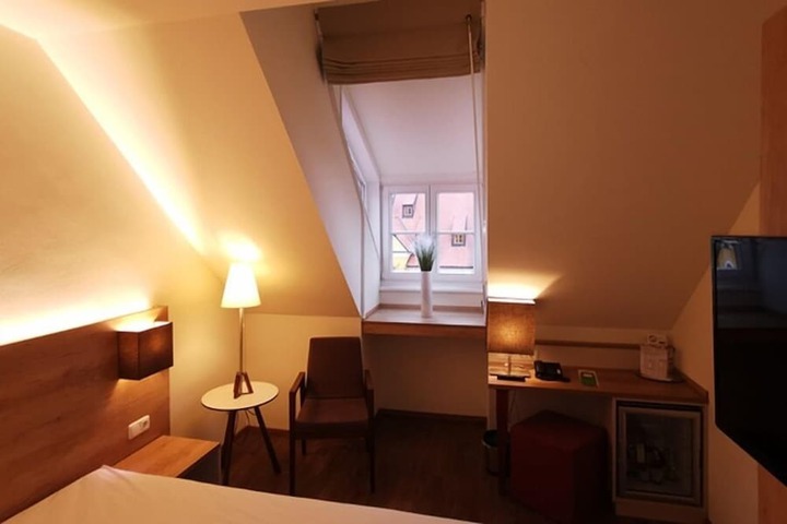 Room 20 of 59