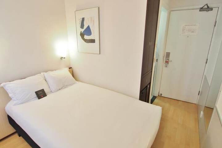 Room 14 of 81