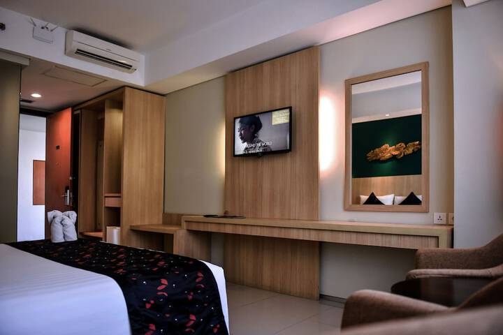 Room 27 of 66