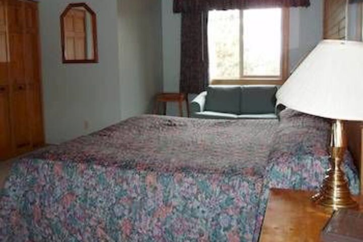 Room 8 of 29