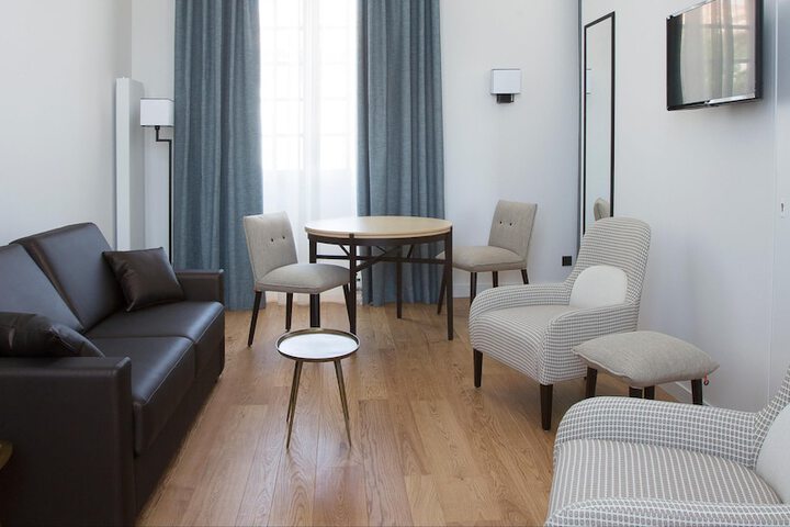 Room 50 of 105