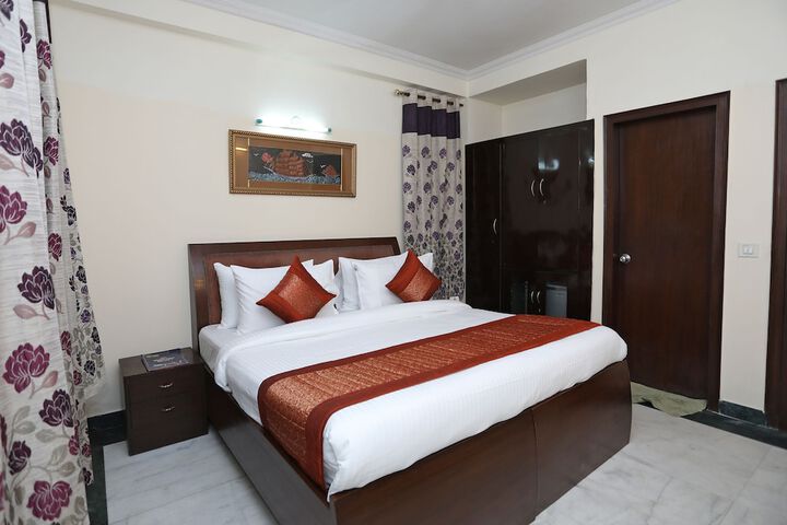 Room 16 of 20