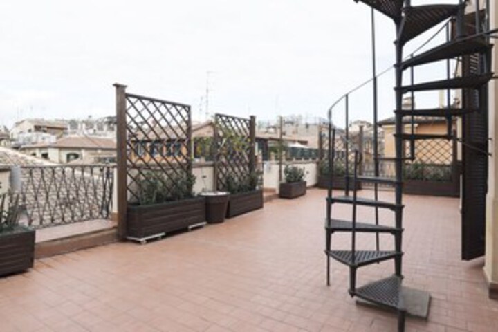 Terrace/Patio 31 of 34