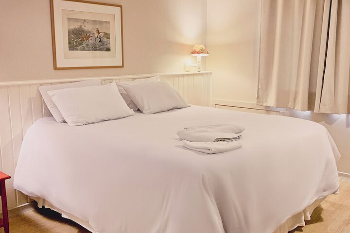 Room 10 of 20
