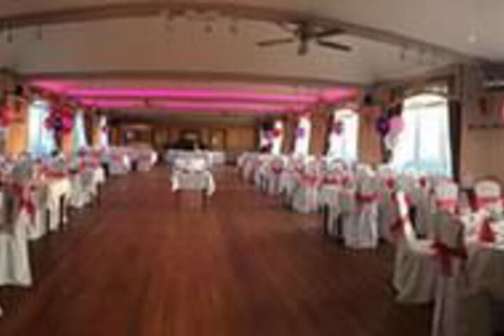 Ballroom/Hall 2 of 18