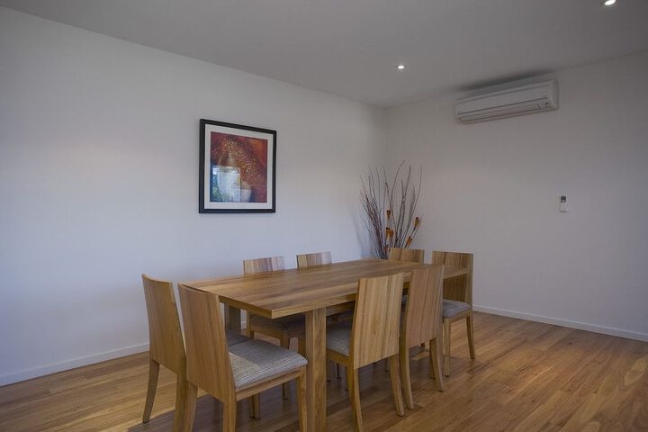Room 9 of 29