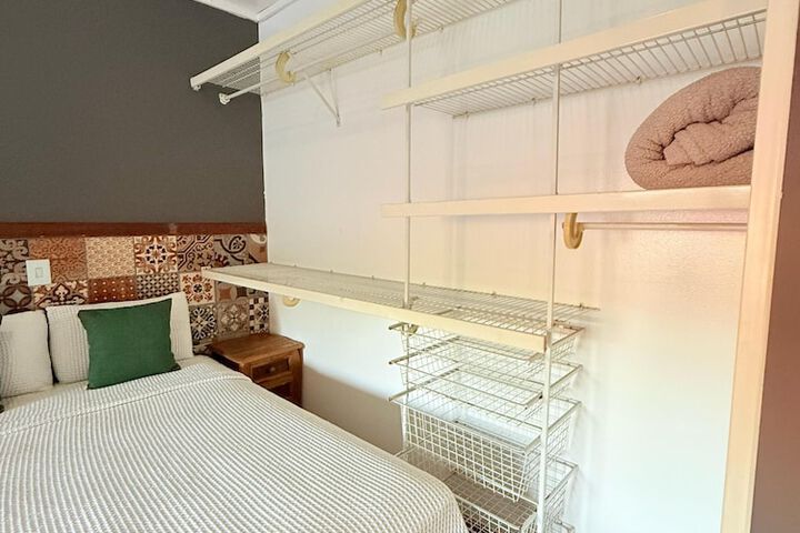 Room 8 of 70
