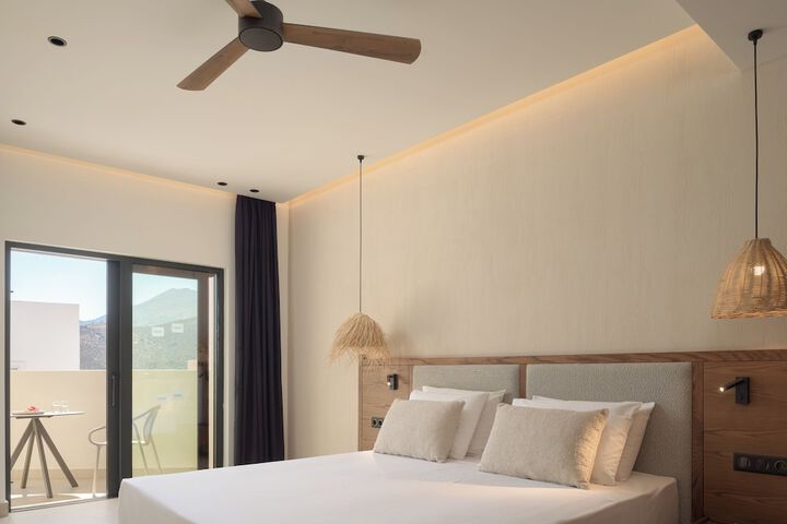 Room 62 of 195