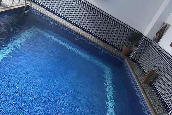Pool 51 of 69