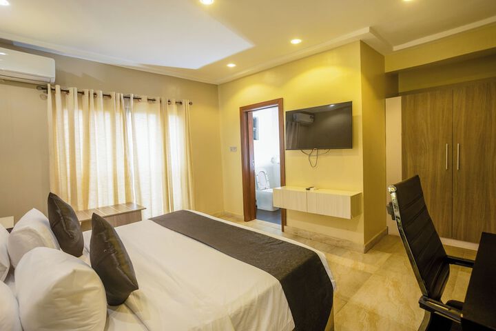 Room 40 of 81