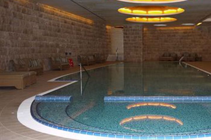 Pool 67 of 87