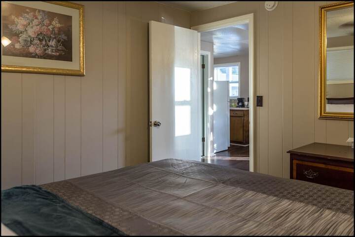 Room 7 of 71