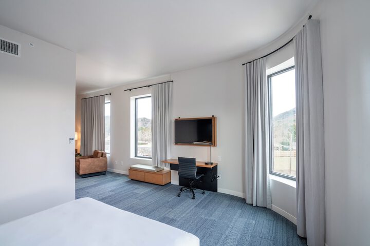 Room 16 of 49