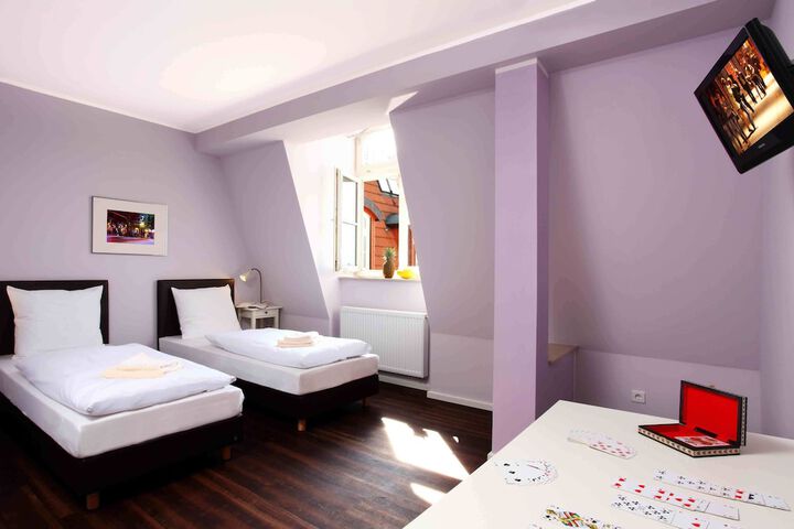Room 19 of 71