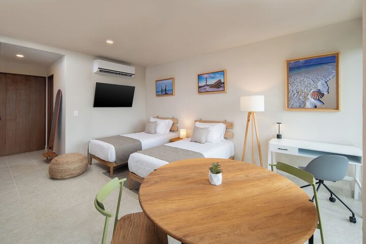 Room 9 of 53