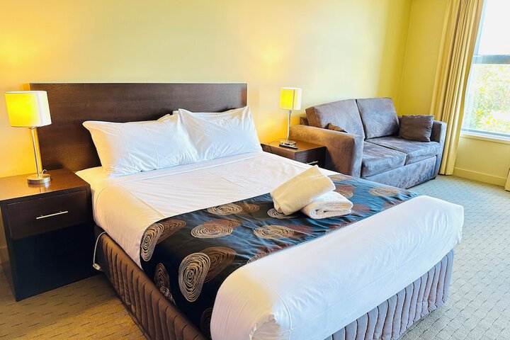 Room 17 of 25
