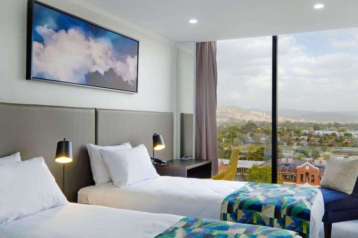 Room 29 of 137