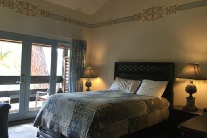Room 33 of 130