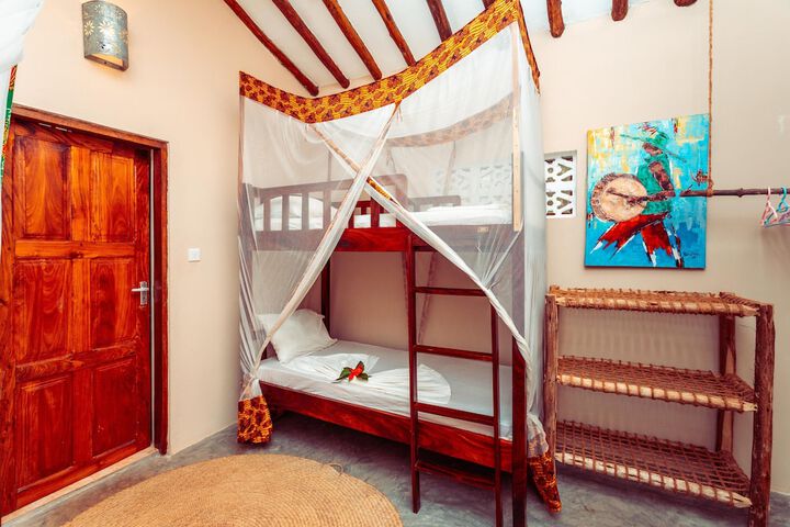 Room 21 of 112