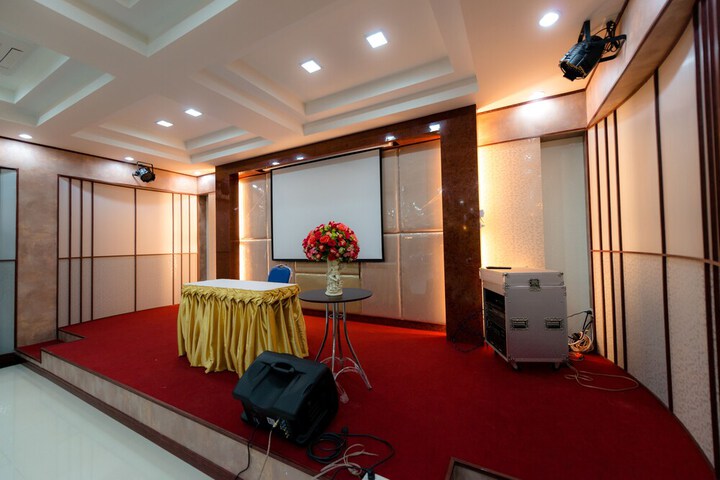 Meeting 26 of 33