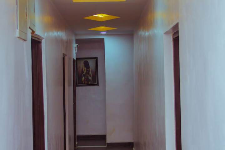 Ballroom/Hall 17 of 20