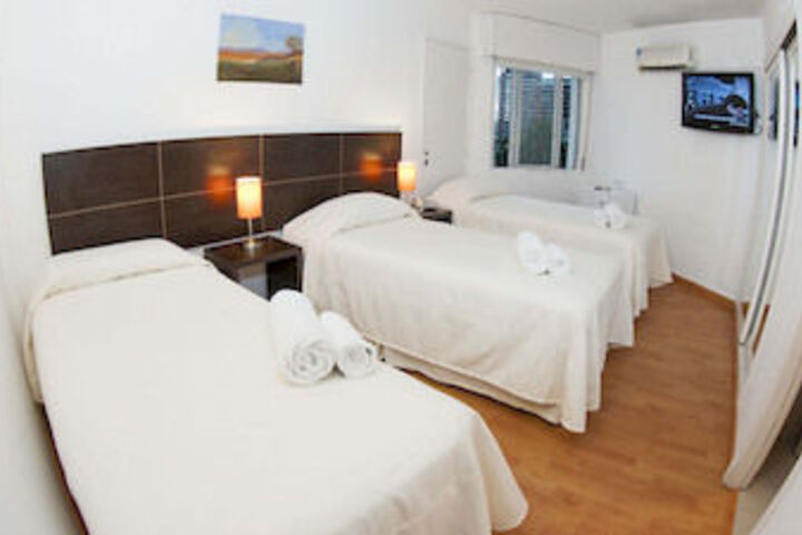 Room 4 of 13