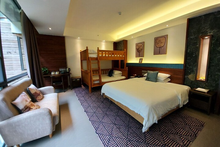 Room 38 of 121