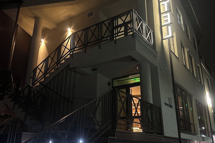 Hotel 34 of 36
