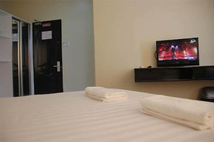 Room 15 of 45