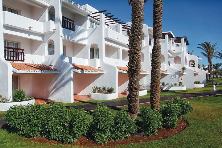Hotel 82 of 83