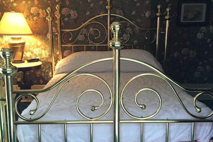 Room 10 of 49